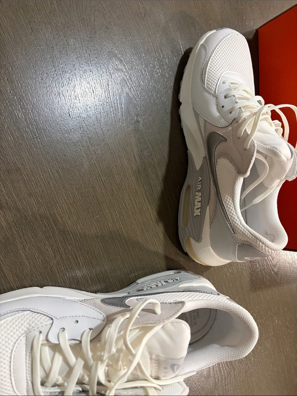 Nike Men’s White and Light Gray Air Max Low-Top Sneakers